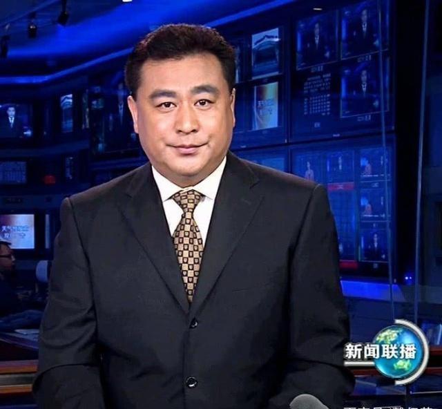 新闻系学生的书架：这些书经得起时间考验